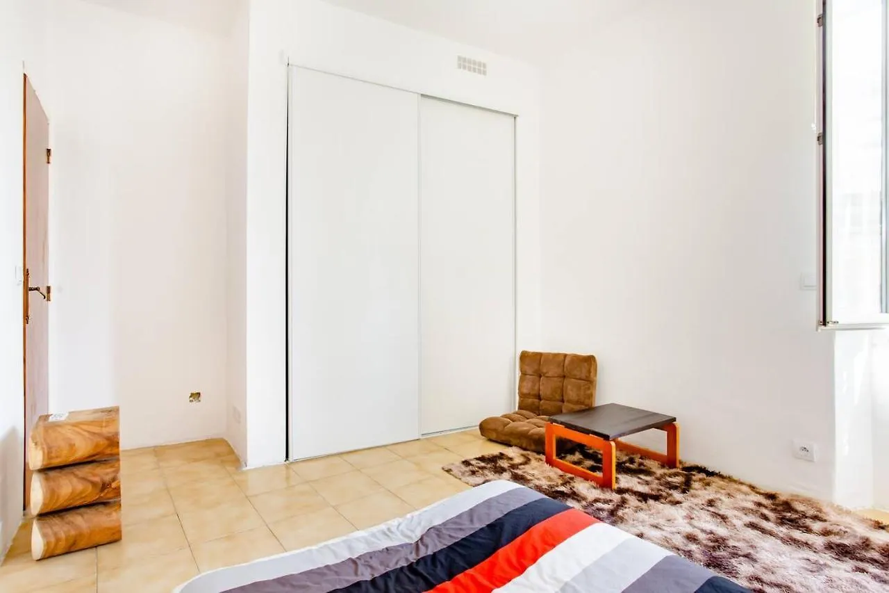 Chambre de hôte dans appartement Marseille France